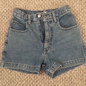 High waist shorts🌸